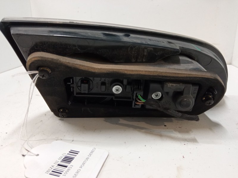Recambio de piloto trasero porton derecho para seat ibiza iii (6l1) 1.4 16v referencia OEM IAM   