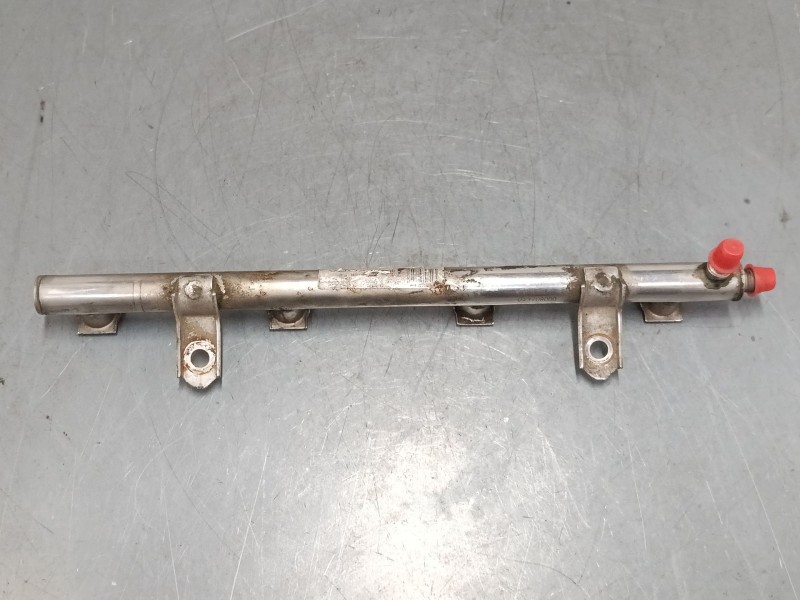 Recambio de rampa inyectora para mercedes-benz clase a (w168) a 160 (168.033, 168.133) referencia OEM IAM  96610001 