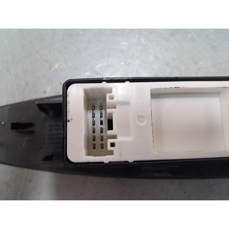 Recambio de mando elevalunas trasero izquierdo para mazda cx-5 (ke, gh) 2.2 d (ke2fw) referencia OEM IAM KD4566380  