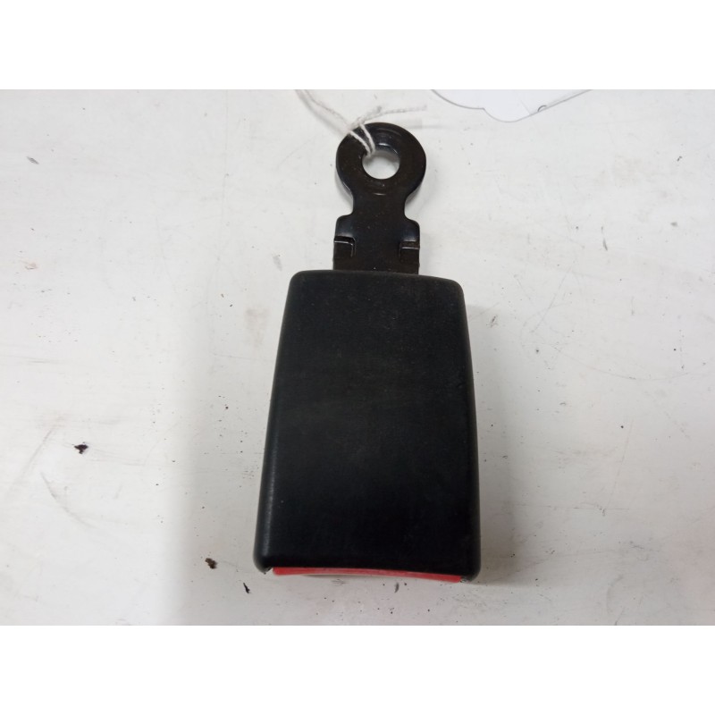 Recambio de anclaje cinturon delantero izquierdo para fiat panda / panda classic (169_) 1.3 d multijet (169.axc1a) referencia OE