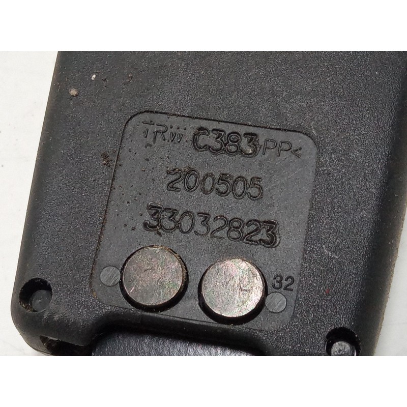 Recambio de anclaje cinturon delantero izquierdo para fiat panda / panda classic (169_) 1.3 d multijet (169.axc1a) referencia OE