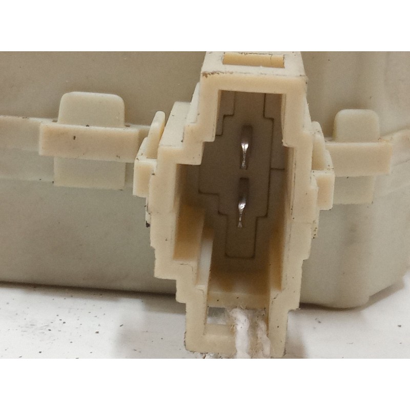 Recambio de motor cierre centralizado tapa combustible para volkswagen passat b6 (3c2) 2.0 tdi referencia OEM IAM 3C0810773  