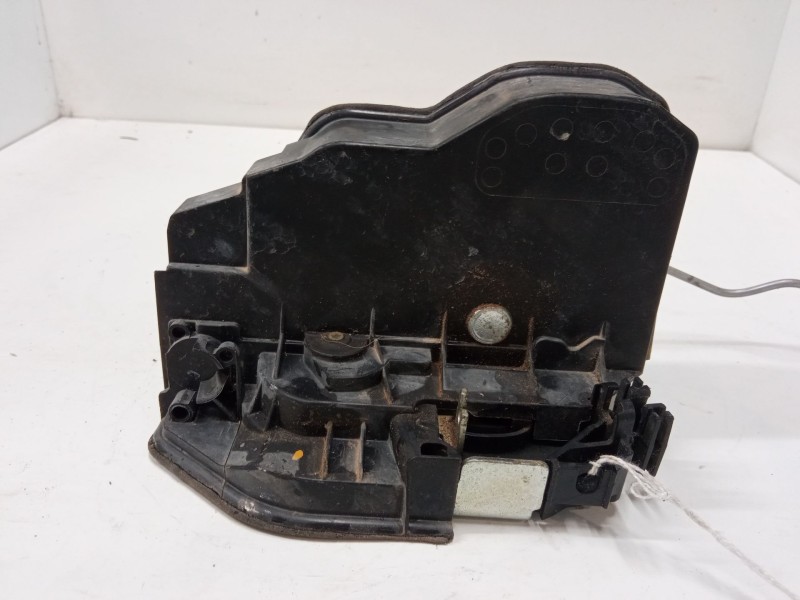 Recambio de cerradura puerta trasera derecha para bmw 3 (e90) 320 d referencia OEM IAM   
