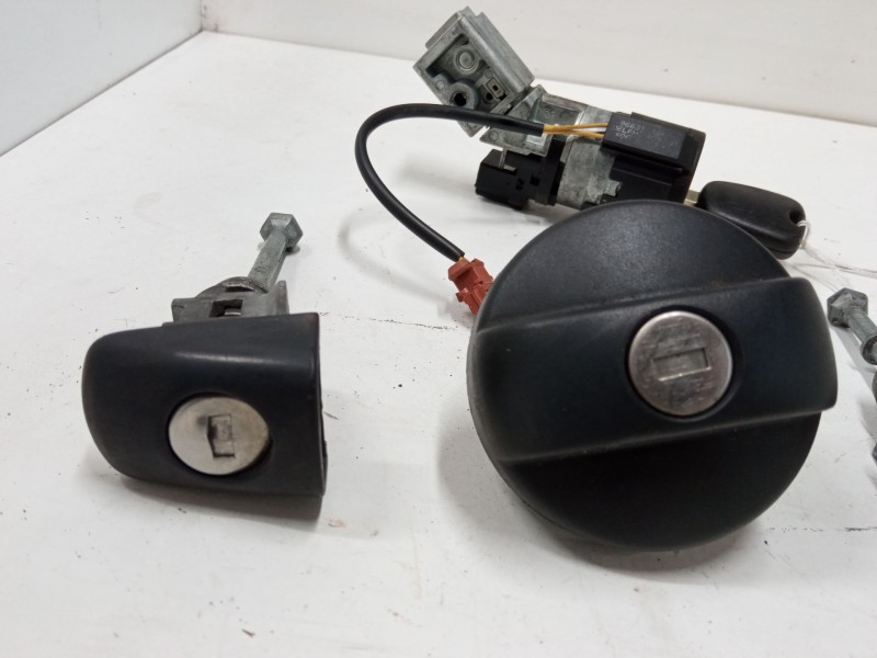 Recambio de kit bombines para peugeot expert caja/chasis 1.6 hdi 90 16v referencia OEM IAM   