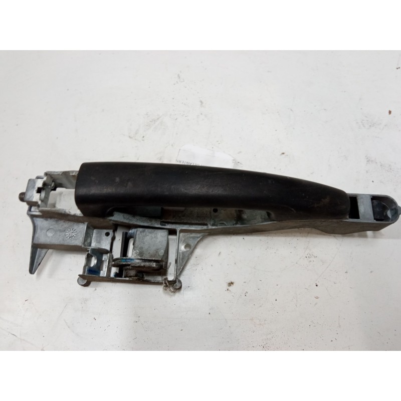 Recambio de maneta exterior puerta delantera izquierda para peugeot expert caja/chasis 1.6 hdi 90 16v referencia OEM IAM   