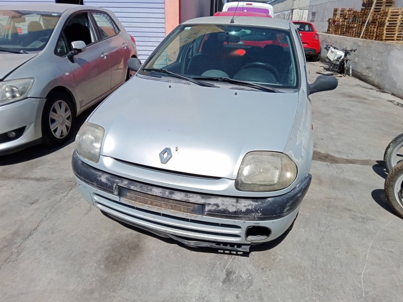 renault clio ii (bb_, cb_) del año 2000