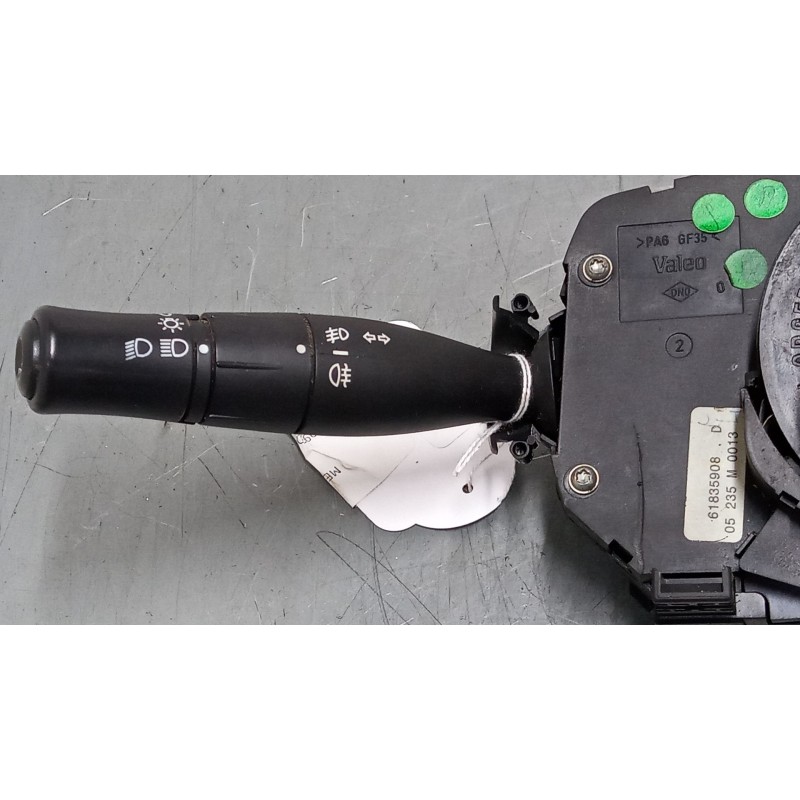 Recambio de mando luces para renault megane ii station wagon (km0/1_) 1.5 dci (km02, km13) referencia OEM IAM 820021376131  
