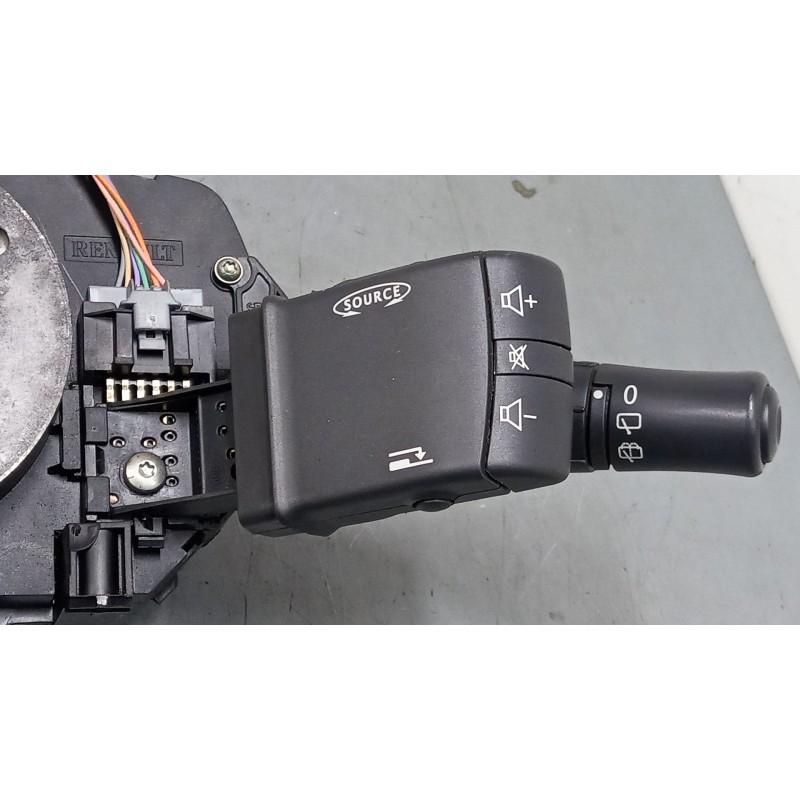 Recambio de mando luces para renault megane ii station wagon (km0/1_) 1.5 dci (km02, km13) referencia OEM IAM 820021376131  