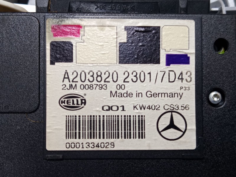 Recambio de luz interior delantera para mercedes-benz clase c (w203) c 200 kompressor (203.042) referencia OEM IAM A2038202301  