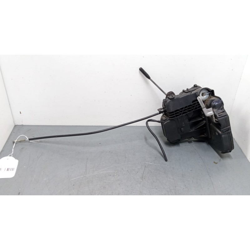 Recambio de cerradura puerta delantera izquierda para mercedes-benz clase c (w203) c 200 kompressor (203.042) referencia OEM IAM