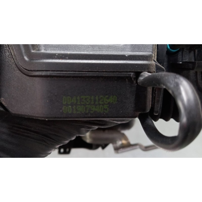 Recambio de cerradura puerta delantera izquierda para mercedes-benz clase c (w203) c 200 kompressor (203.042) referencia OEM IAM