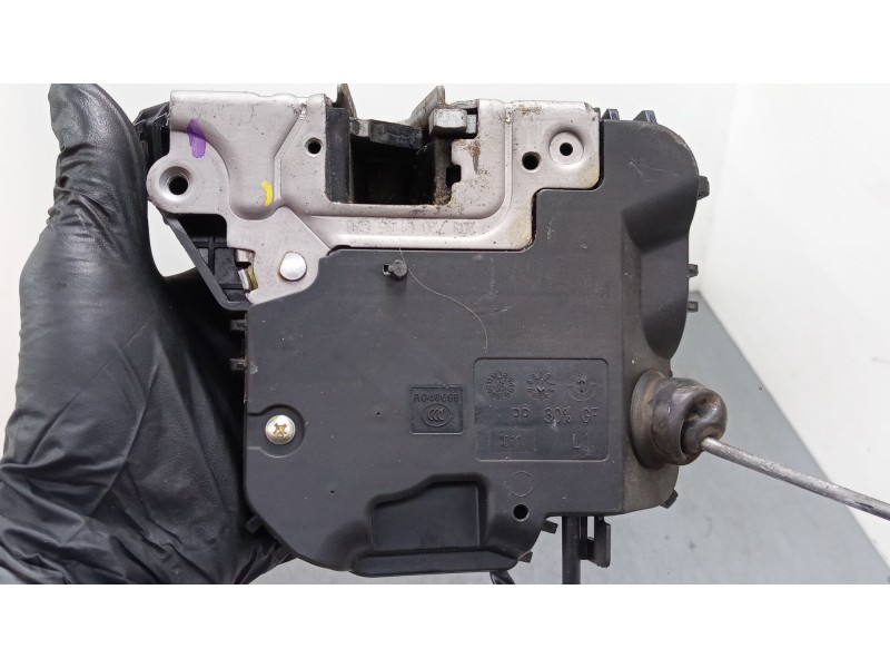 Recambio de cerradura puerta delantera izquierda para mercedes-benz clase c (w203) c 200 kompressor (203.042) referencia OEM IAM
