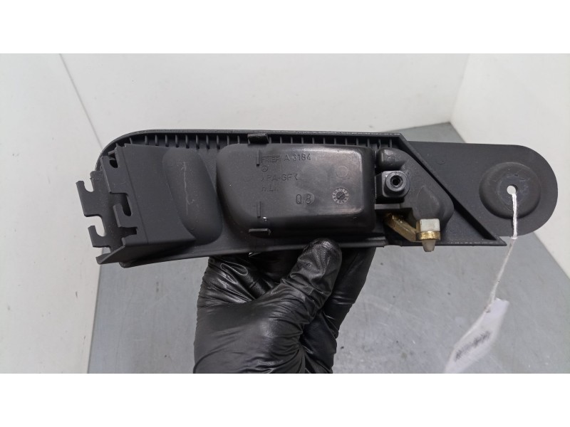 Recambio de maneta interior puerta trasera izquierda para mercedes-benz clase c (w203) c 200 kompressor (203.042) referencia OEM