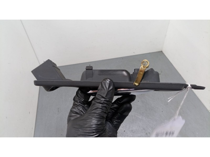 Recambio de maneta interior puerta trasera izquierda para mercedes-benz clase c (w203) c 200 kompressor (203.042) referencia OEM