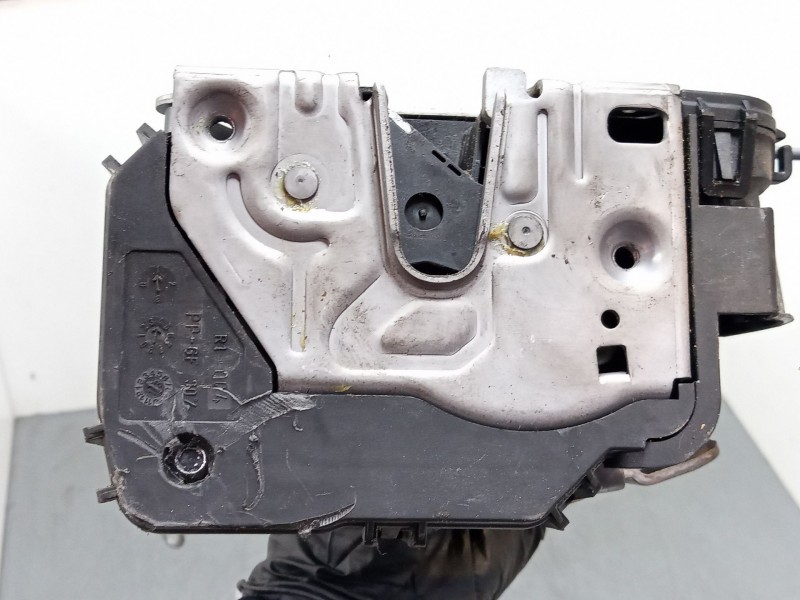 Recambio de cerradura puerta delantera derecha para mercedes-benz clase c (w203) c 200 kompressor (203.042) referencia OEM IAM 2