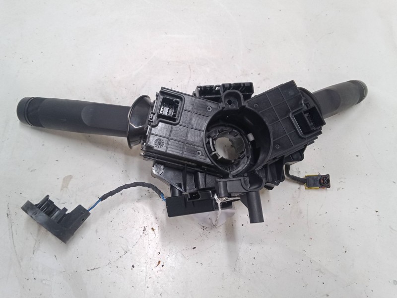 Recambio de mando luces para opel corsa e (x15) 1.4 (08, 68) referencia OEM IAM   