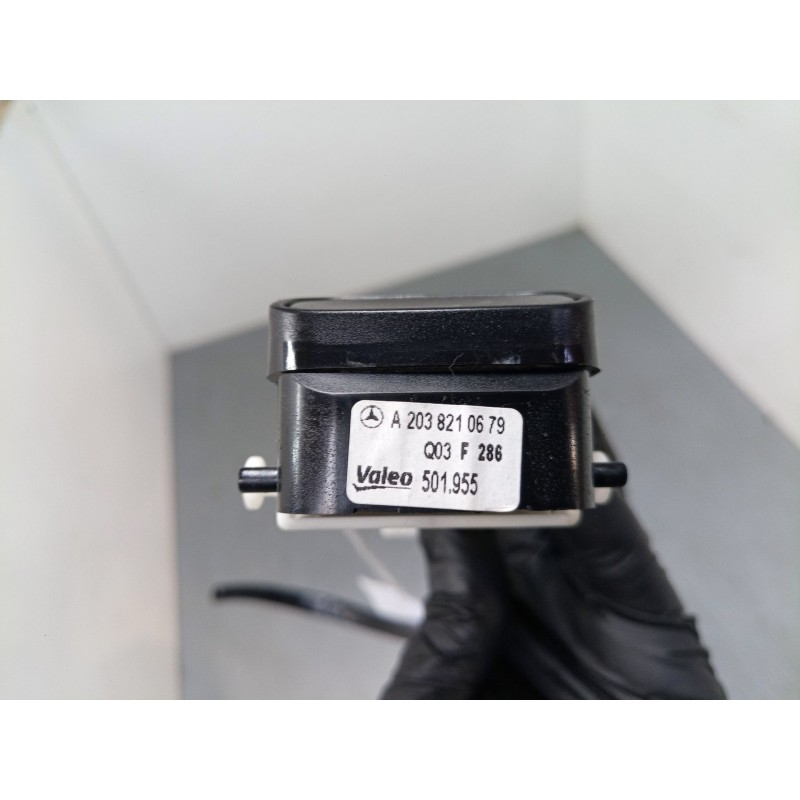 Recambio de mando elevalunas delantero izquierdo para mercedes-benz clase c (w203) c 200 kompressor (203.042) referencia OEM IAM