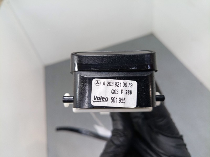 Recambio de mando elevalunas delantero izquierdo para mercedes-benz clase c (w203) c 200 kompressor (203.042) referencia OEM IAM