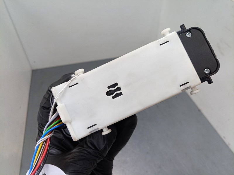 Recambio de mando elevalunas delantero izquierdo para mercedes-benz clase c (w203) c 200 kompressor (203.042) referencia OEM IAM