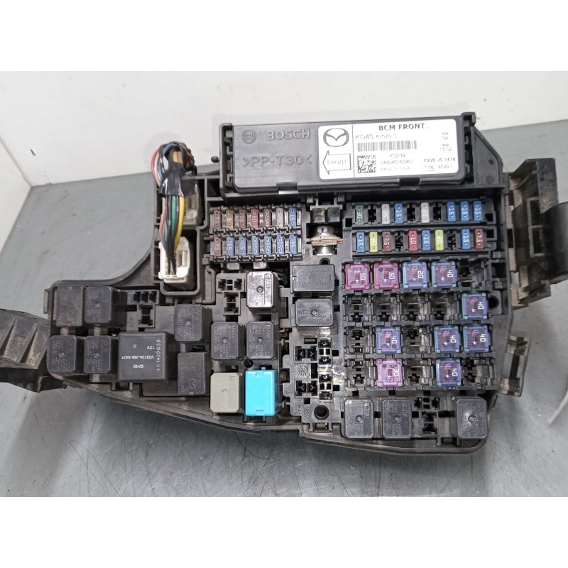 Recambio de caja reles / fusibles para mazda cx-5 (ke, gh) 2.2 d (ke2fw) referencia OEM IAM KD45675X0C  