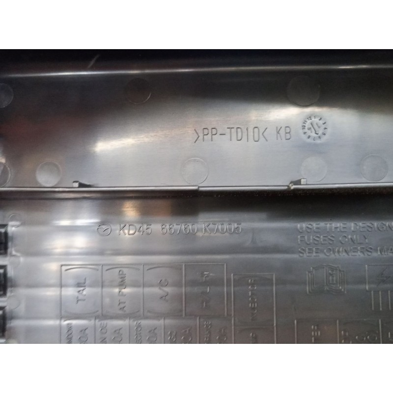 Recambio de caja reles / fusibles para mazda cx-5 (ke, gh) 2.2 d (ke2fw) referencia OEM IAM KD45675X0C  