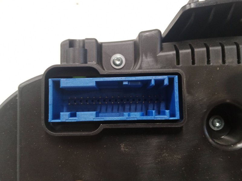 Recambio de cuadro instrumentos para opel corsa e (x15) 1.4 (08, 68) referencia OEM IAM 367030224  