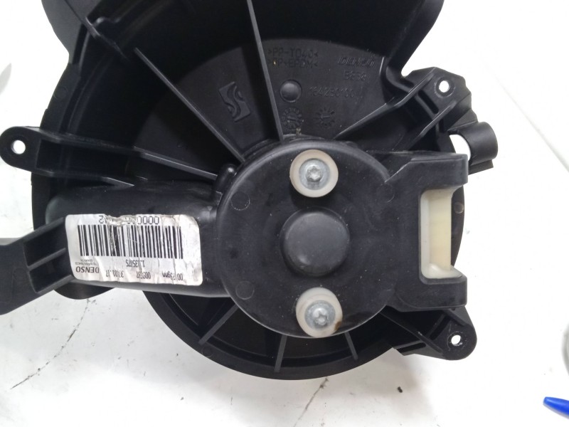 Recambio de motor calefaccion para opel corsa e (x15) 1.4 (08, 68) referencia OEM IAM 164230100  