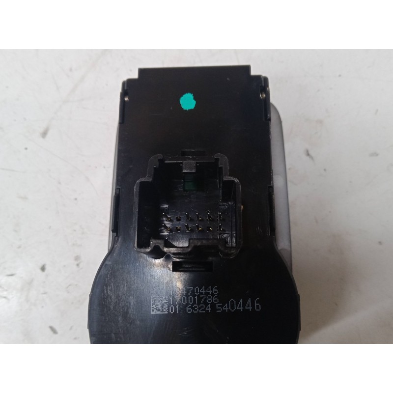 Recambio de conmutador de luces para opel corsa e (x15) 1.4 (08, 68) referencia OEM IAM 13470446  