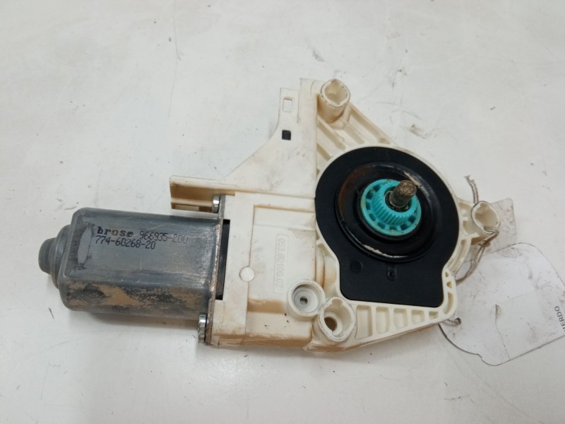 Recambio de motor elevaluna delantero izquierdo para audi a6 allroad c6 (4fh) 3.0 tdi quattro referencia OEM IAM 8K0959801A  