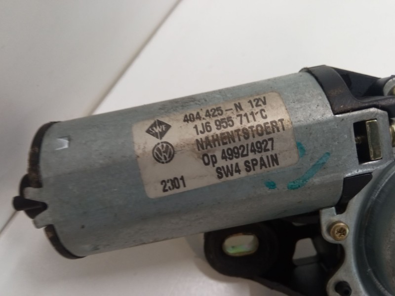 Recambio de motor limpia trasero para seat leon (1m1) 1.9 tdi referencia OEM IAM 404425  