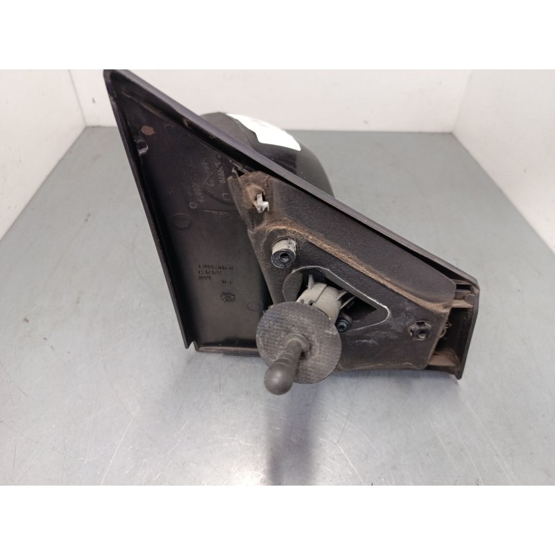Recambio de retrovisor izquierdo para renault clio iii (br0/1, cr0/1) 1.5 dci (c/br0g, c/br1g) referencia OEM IAM   