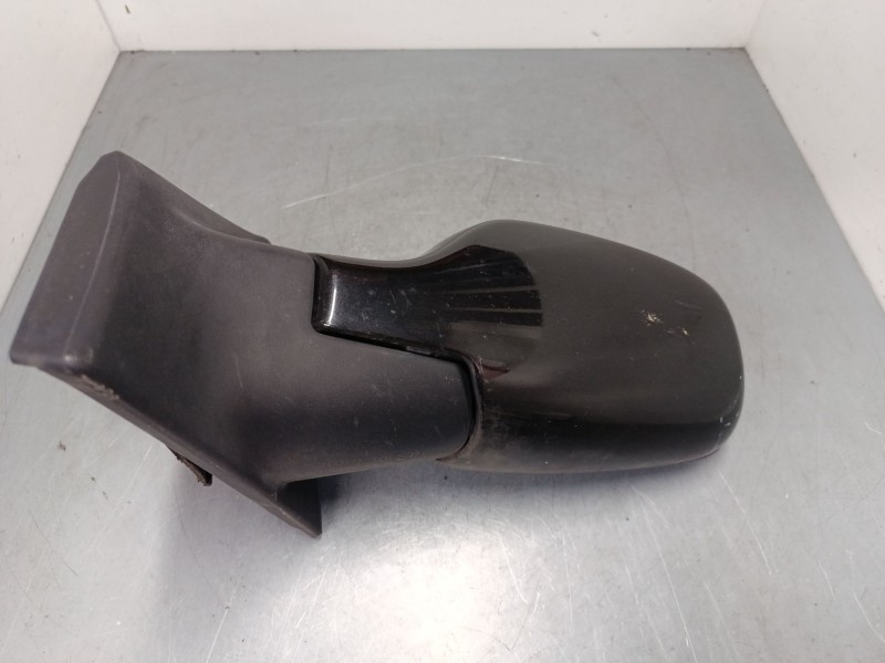 Recambio de retrovisor izquierdo para renault clio iii (br0/1, cr0/1) 1.5 dci (c/br0g, c/br1g) referencia OEM IAM   