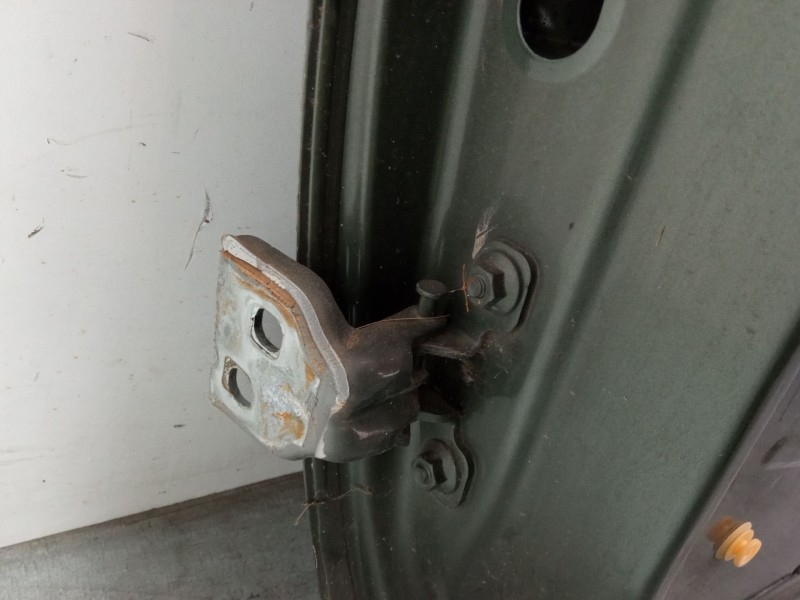 Recambio de puerta delantera derecha para dacia duster (hs_) 1.5 dci (hsaj) referencia OEM IAM 801006719R  