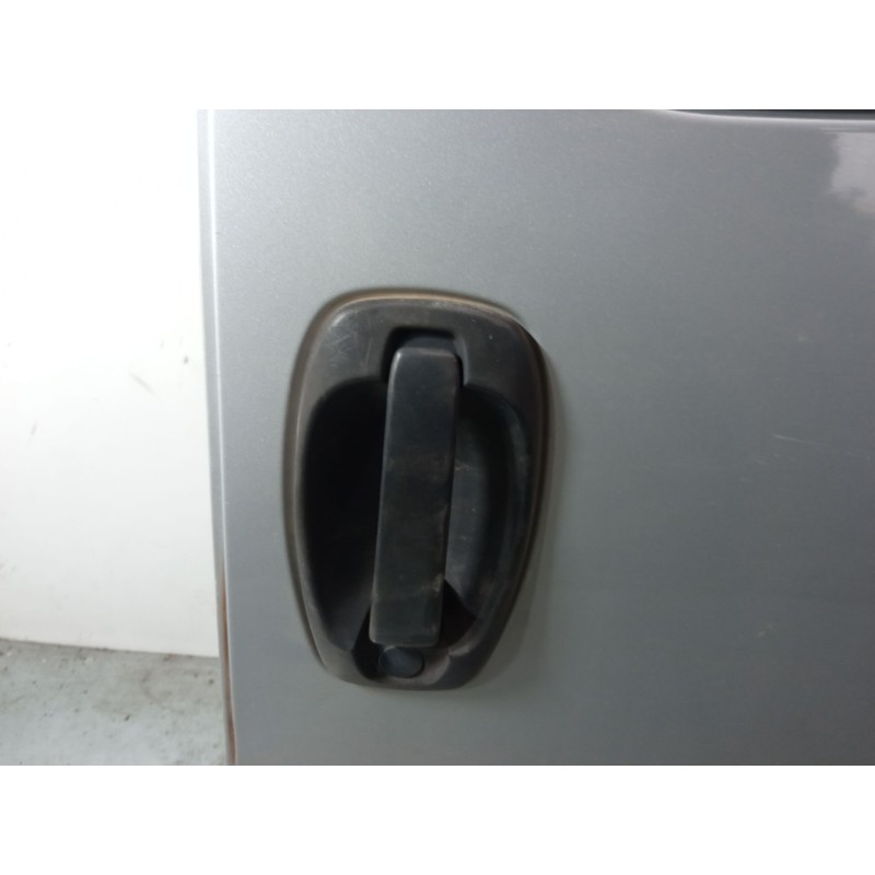 Recambio de puerta lateral corredera izquierda para peugeot bipper (aa_) 1.3 hdi 75 referencia OEM IAM 9006R4  