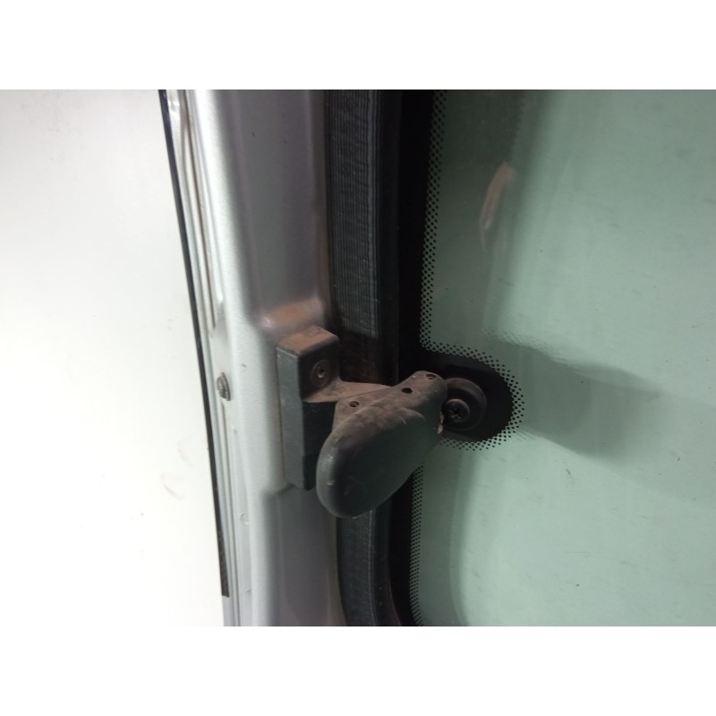 Recambio de puerta lateral corredera izquierda para peugeot bipper (aa_) 1.3 hdi 75 referencia OEM IAM 9006R4  