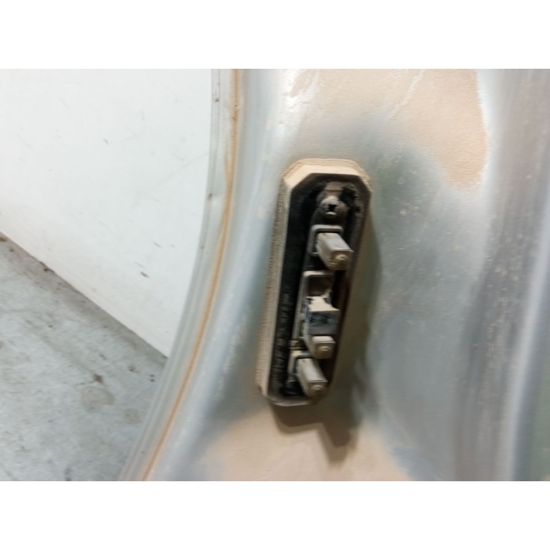 Recambio de puerta lateral corredera izquierda para peugeot bipper (aa_) 1.3 hdi 75 referencia OEM IAM 9006R4  