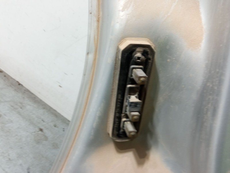 Recambio de puerta lateral corredera izquierda para peugeot bipper (aa_) 1.3 hdi 75 referencia OEM IAM 9006R4  