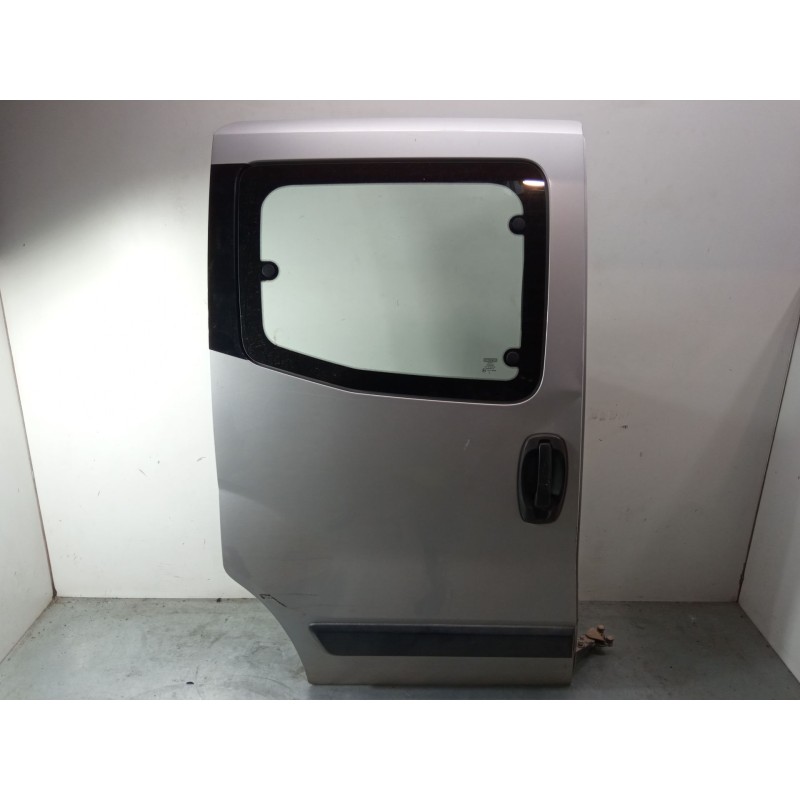 Recambio de puerta lateral corredera derecha para peugeot bipper (aa_) 1.3 hdi 75 referencia OEM IAM 9006P6  