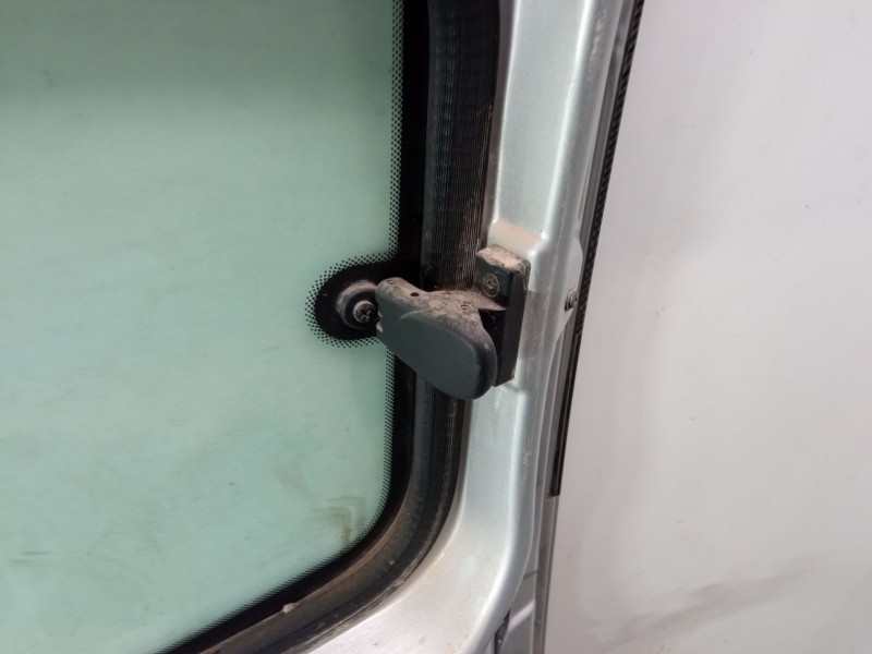 Recambio de puerta lateral corredera derecha para peugeot bipper (aa_) 1.3 hdi 75 referencia OEM IAM 9006P6  