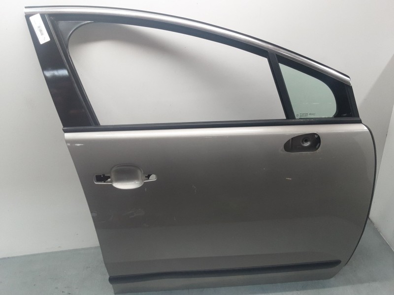 Recambio de puerta delantera derecha para peugeot 3008 i monospace (0u_) 1.6 thp referencia OEM IAM   