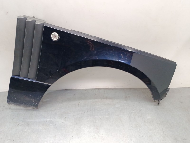 Recambio de aleta delantera derecha grande para land rover range rover iii (l322) 3.6 d 4x4 referencia OEM IAM ASB760061  