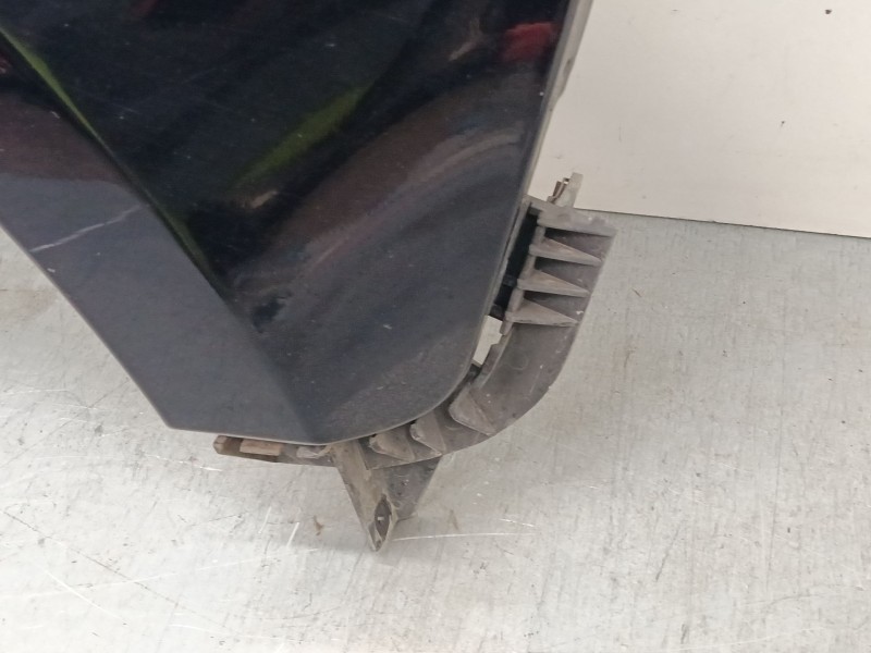 Recambio de aleta delantera derecha grande para land rover range rover iii (l322) 3.6 d 4x4 referencia OEM IAM ASB760061  