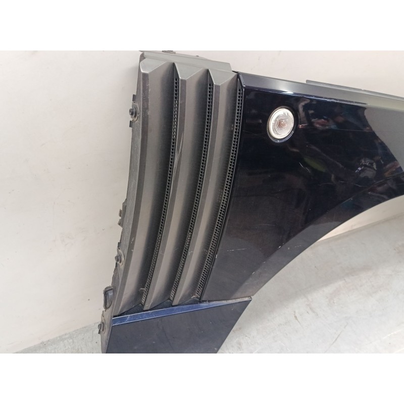 Recambio de aleta delantera derecha grande para land rover range rover iii (l322) 3.6 d 4x4 referencia OEM IAM ASB760061  