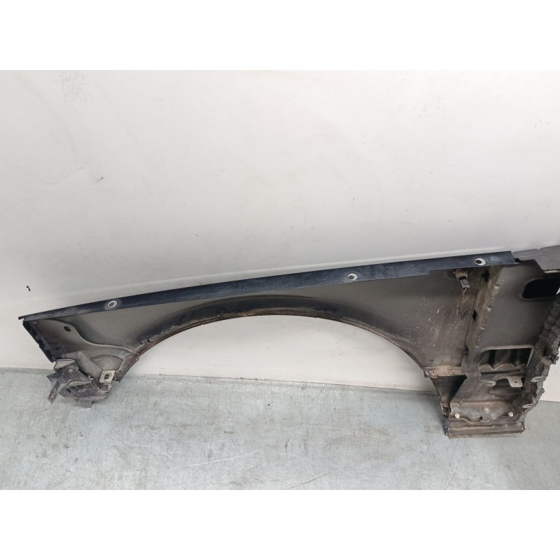 Recambio de aleta delantera derecha grande para land rover range rover iii (l322) 3.6 d 4x4 referencia OEM IAM ASB760061  