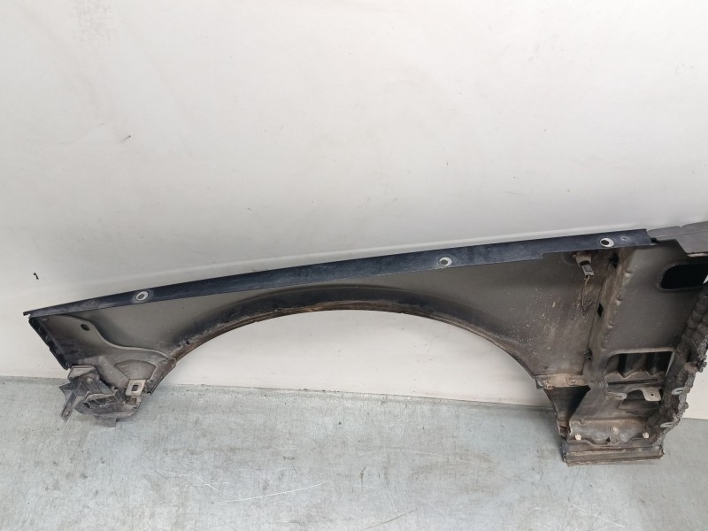 Recambio de aleta delantera derecha grande para land rover range rover iii (l322) 3.6 d 4x4 referencia OEM IAM ASB760061  
