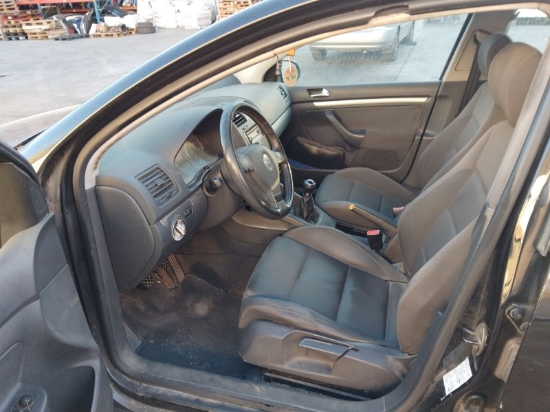 volkswagen golf v (1k1) del año 2005