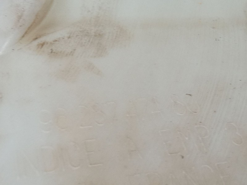 Recambio de deposito limpiaparabrisas para peugeot 206+ (2l_, 2m_) 1.1 referencia OEM IAM   