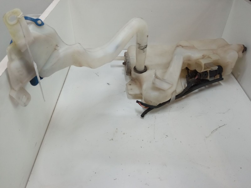 Recambio de deposito limpiaparabrisas para mercedes-benz clase e (w211) e 200 kompressor (211.041) referencia OEM IAM   