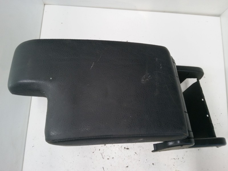 Recambio de apoyabrazos central para bmw 3 compact (e46) 320 td referencia OEM IAM   