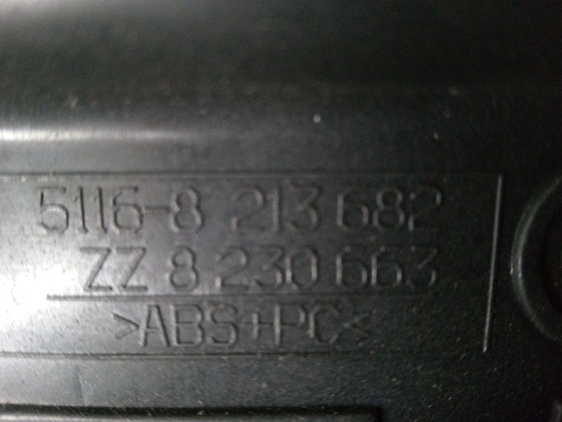 Recambio de apoyabrazos central para bmw 3 compact (e46) 320 td referencia OEM IAM   